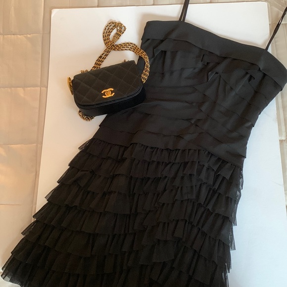 London Times Black Tiered Ruffle Dress CC Coco Look - Picture 16 of 16
